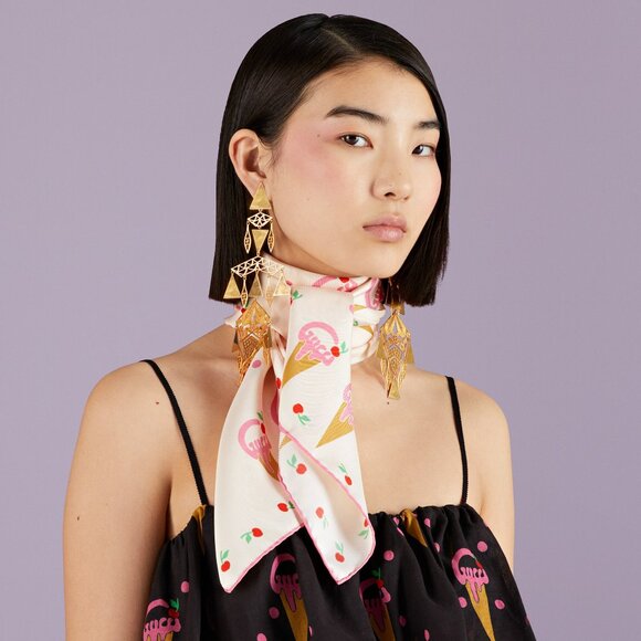 NWT GUCCI Silk Scarf Ice Cream Print Pink Ivory RARE Cherries Large w/ *Box MINT - Picture 2 of 13